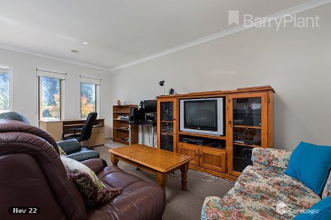 24 Merrowland Ave, Cranbourne North, VIC 3977