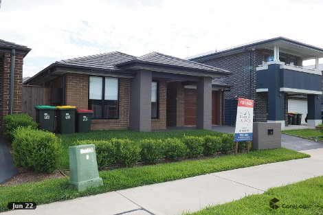 94 Travers St, Moorebank, NSW 2170