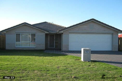 5 Mia Ct, Nikenbah, QLD 4655