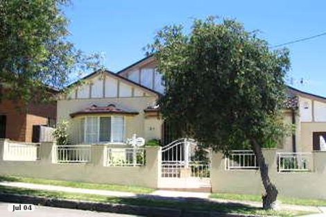 37 Howard St, Canterbury, NSW 2193