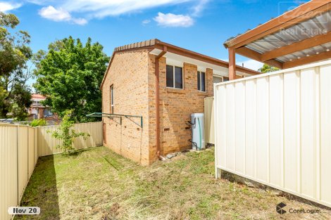 8/2 Lazarus Cres, Queanbeyan West, NSW 2620