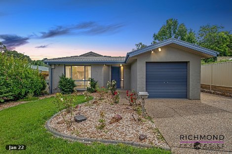 4 Alford Pl, Bonython, ACT 2905