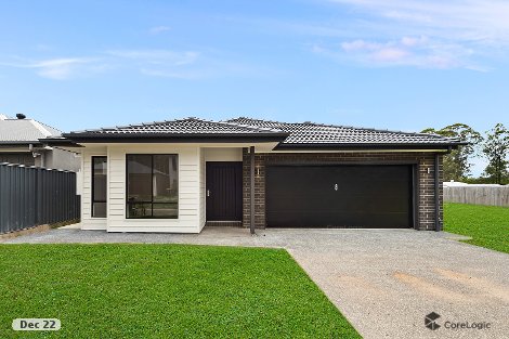 8 Nunderi Cres, Doolandella, QLD 4077