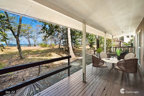 102 Moore St, Trinity Beach, QLD 4879