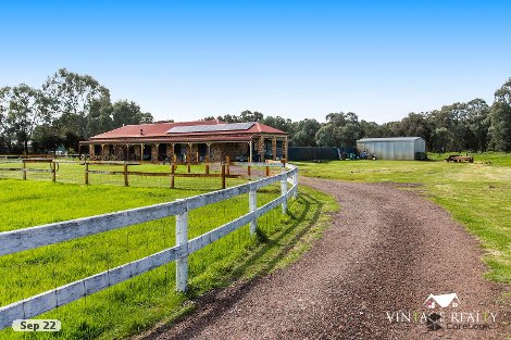 104 Byford Meadows Dr, Oakford, WA 6121