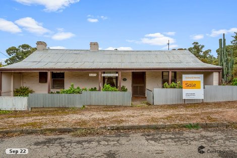 9 George St, Burra, SA 5417