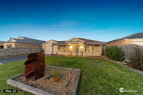 18 Makitti Cl, Tooradin, VIC 3980