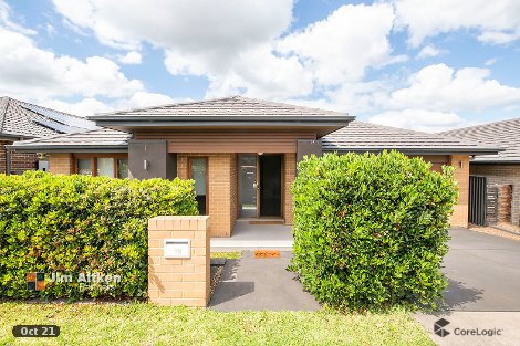 18 Fleet Ave, Jordan Springs, NSW 2747