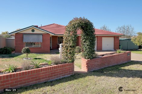 1 Willang Cres, Glenfield Park, NSW 2650