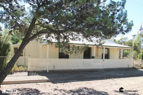 21 Upper Thames St, Burra, SA 5417