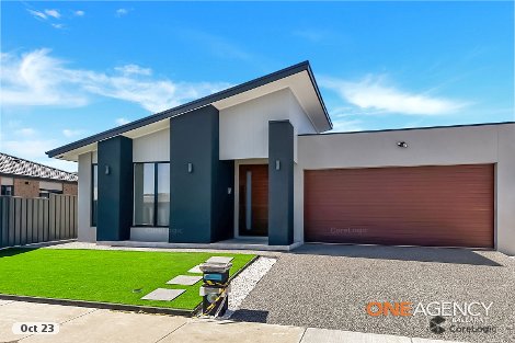 15 Mountain Ash Cct, Winter Valley, VIC 3358