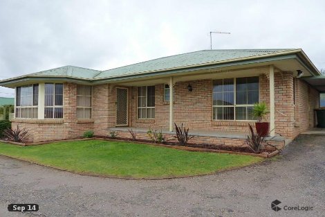 2/9 Gleadow St, Deloraine, TAS 7304