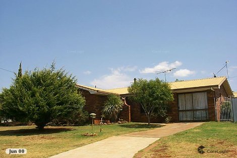 2 Mcquade Ct, Kearneys Spring, QLD 4350