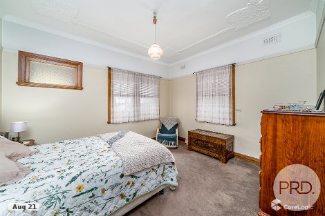 100 Coleman St, Turvey Park, NSW 2650