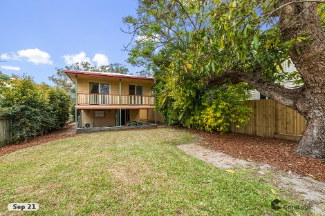 35 Wood St, Manly, QLD 4179