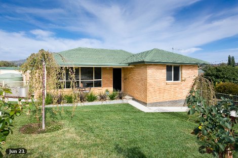 27 Charles St, Queanbeyan, NSW 2620