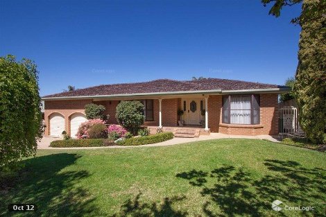 16 Henwood Ave, Kooringal, NSW 2650