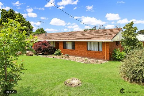 2 Naas St, Tenterfield, NSW 2372