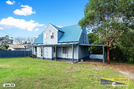 68 Blays Rd, Lake Tyers Beach, VIC 3909