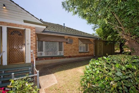 17 Filmer Ave, Para Hills, SA 5096