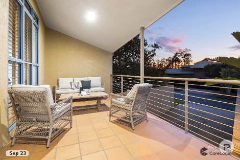 7 Charlane Ave, Indooroopilly, QLD 4068