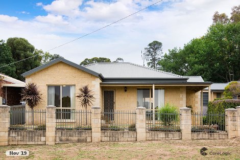 1/32 Ray St, Castlemaine, VIC 3450