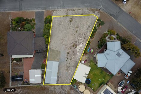 9 Pine Cres, Coffin Bay, SA 5607