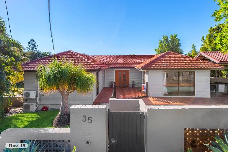 35 Gatwick St, Stafford Heights, QLD 4053