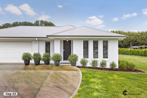 15 Groves St, Trentham, VIC 3458