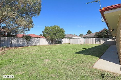 4 Allunga St, Glenfield Park, NSW 2650