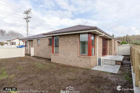 1/2 Hayward St, Penguin, TAS 7316