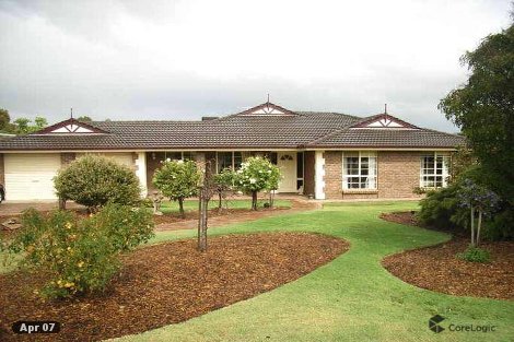 4 Foxfield Dr, Onkaparinga Hills, SA 5163