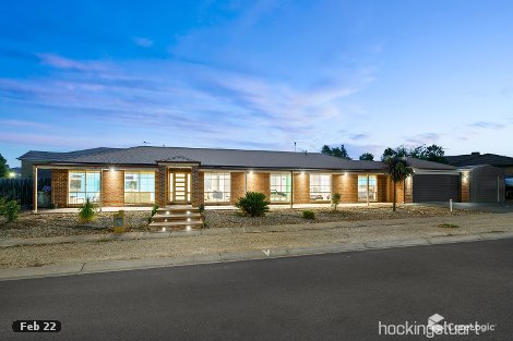 18 Silverdale Dr, Darley, VIC 3340