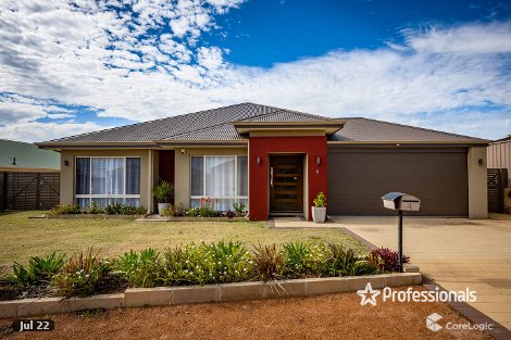 4 Doreen Pass, Wandina, WA 6530