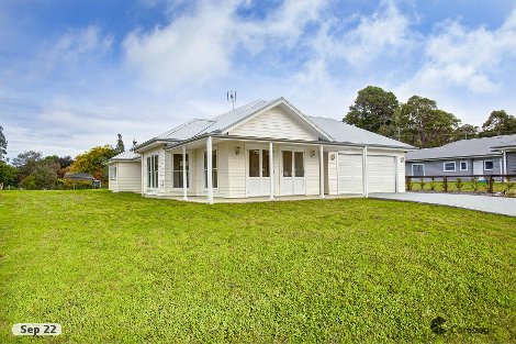 1a Victor Cres, Moss Vale, NSW 2577