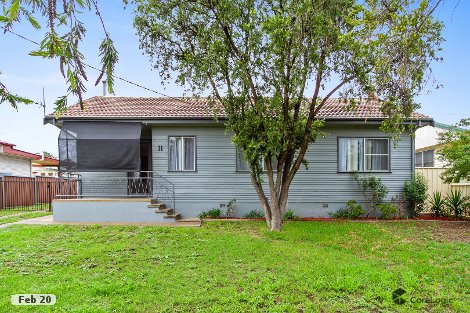 11 John St, South Tamworth, NSW 2340