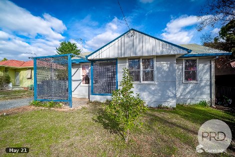 34 Castlereagh Ave, Mount Austin, NSW 2650