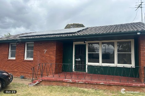 7 Tonga Pl, Lethbridge Park, NSW 2770