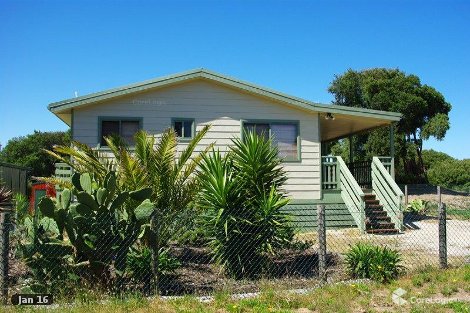 8 Wave Cap Ct, Golden Beach, VIC 3851