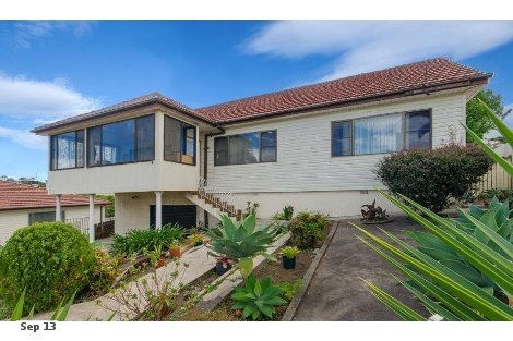 12 Ranchby Ave, Lake Heights, NSW 2502