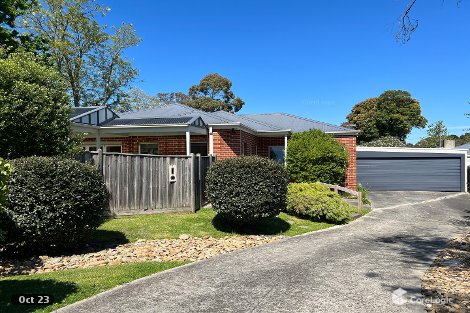 7 Chatham Ave, Ferntree Gully, VIC 3156
