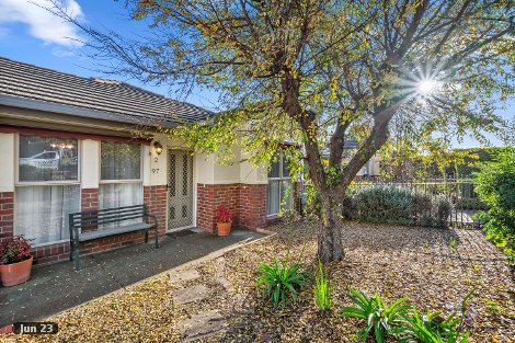 2/97 Lowndes St, Kennington, VIC 3550