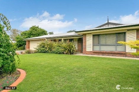 1 Oak Dr, Oakbank, SA 5243