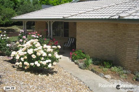 1 Robinia Cl, Kelso, NSW 2795