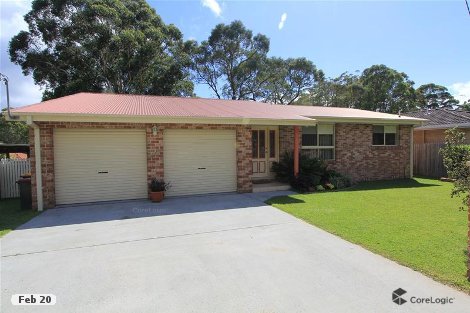 369 Ocean Dr, West Haven, NSW 2443