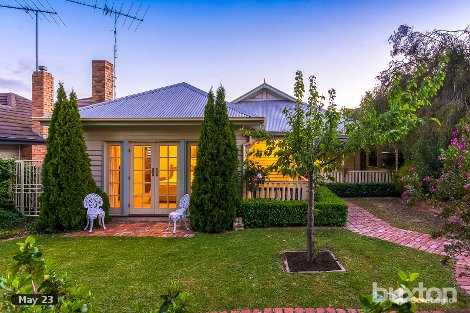 39 Girton Cres, Manifold Heights, VIC 3218