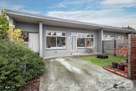 4/17 Burnbank St, Lake Wendouree, VIC 3350