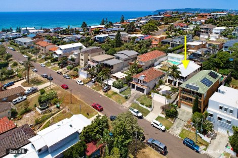 30 Curl Curl Pde, Curl Curl, NSW 2096