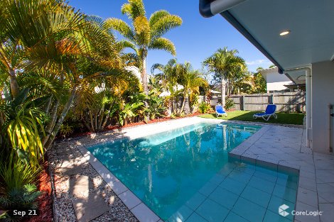 32 Veerings Cres, Twin Waters, QLD 4564