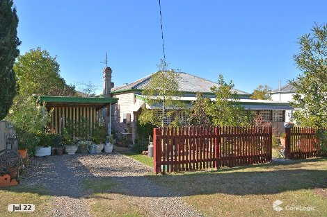 83 Lord St, Dungog, NSW 2420